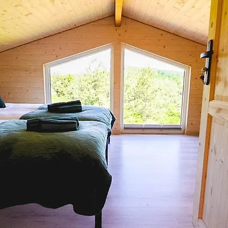 Okno Na Jure Holiday home *