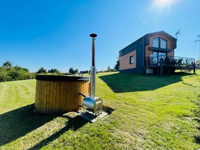 Okno Na Jure * كروتشيسته